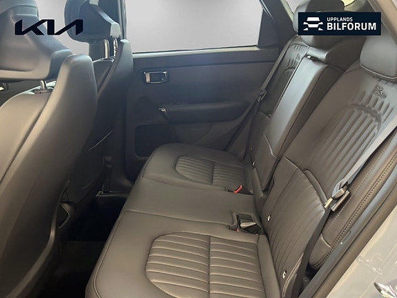 Kia Seltos 9 of 23