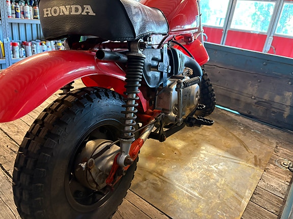 Honda Z50R 4 of 5