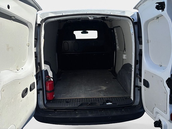 Renault Kangoo Express 13 of 14