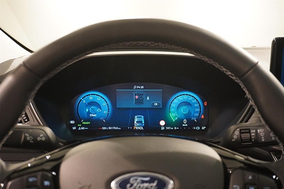 Ford Kuga 15 of 16