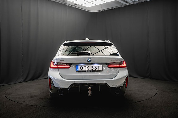 BMW 330e 8 of 28