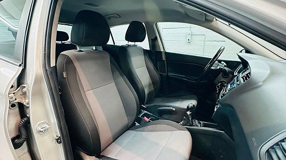 Hyundai i20 16 of 19