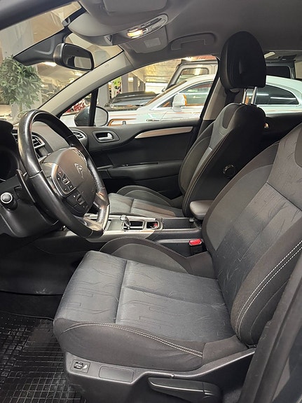 Citroen C4 9 of 15