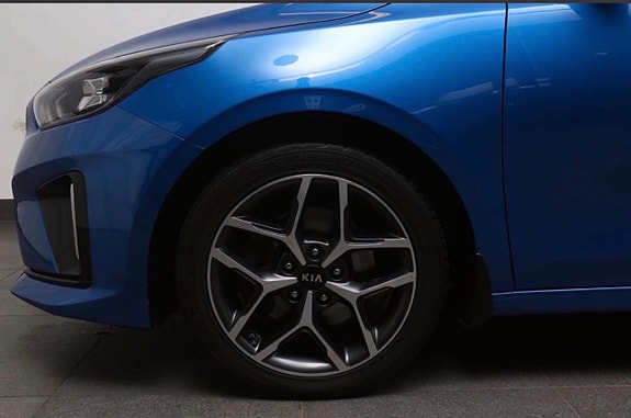 Kia Ceed 6 of 9