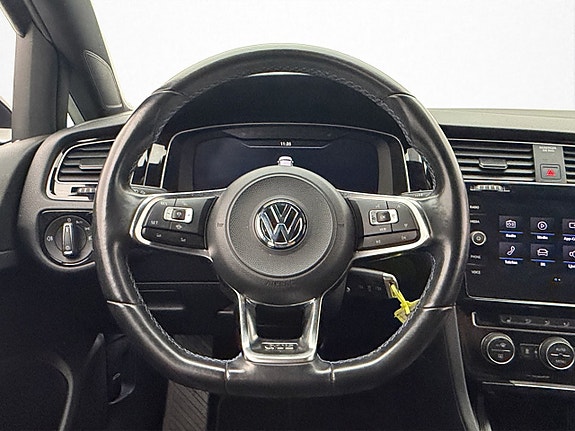 Volkswagen Golf I 13 of 30