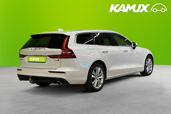 Volvo V60 4 of 5