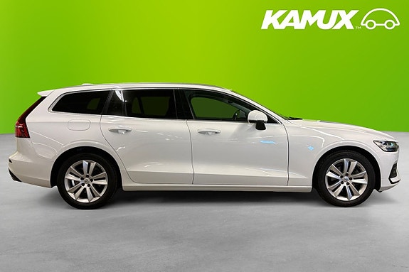 Volvo V60 2 of 5