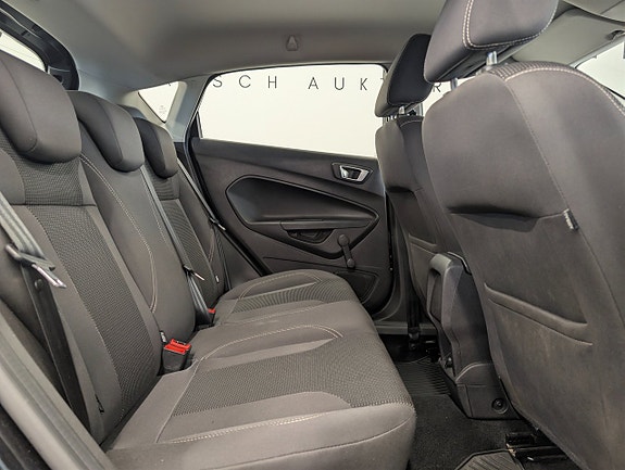Ford Fiesta 17 of 25