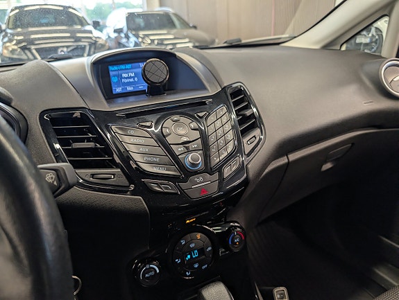 Ford Fiesta 22 of 25