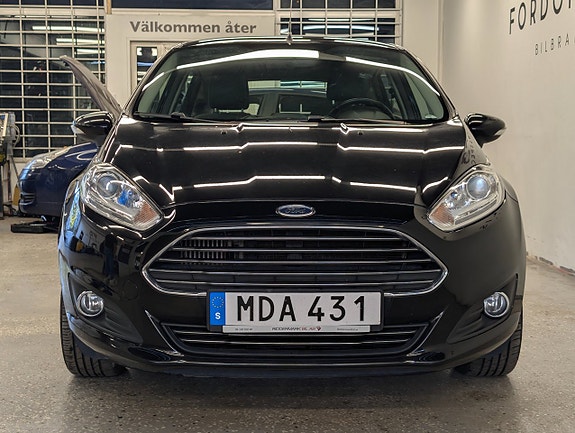 Ford Fiesta 14 of 25