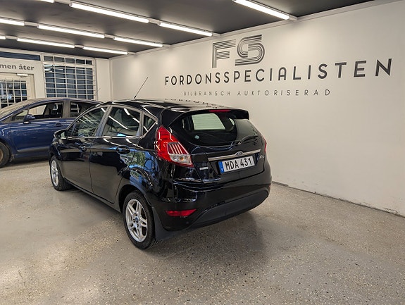 Ford Fiesta 10 of 25