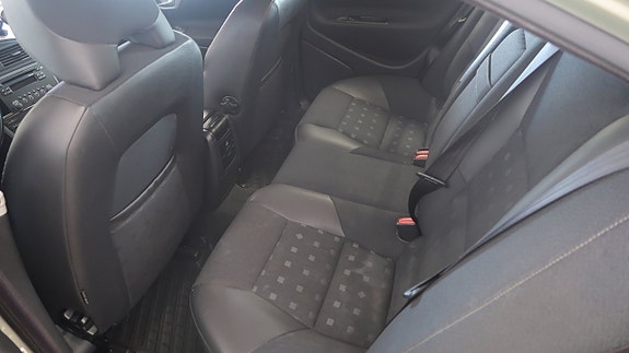Volvo S60 16 of 16