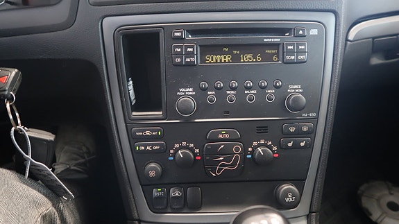 Volvo S60 15 of 16
