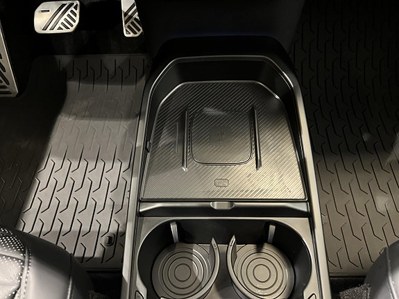 Kia EV4 12 of 20