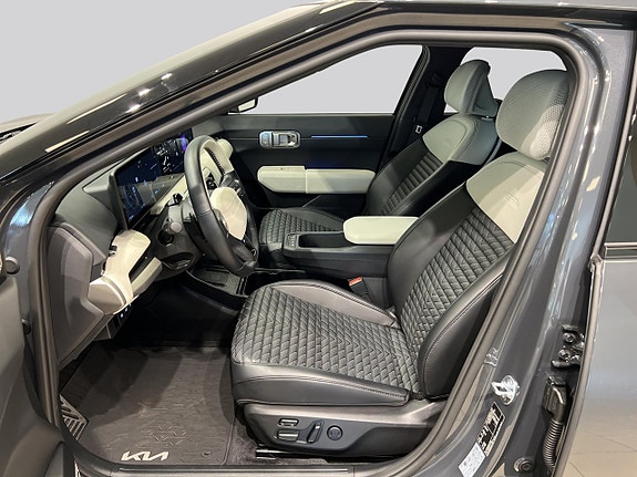 Kia EV4 8 of 20
