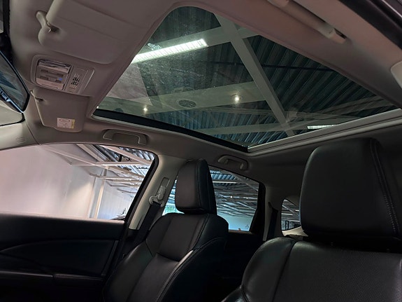 Honda CR-V 17 of 26