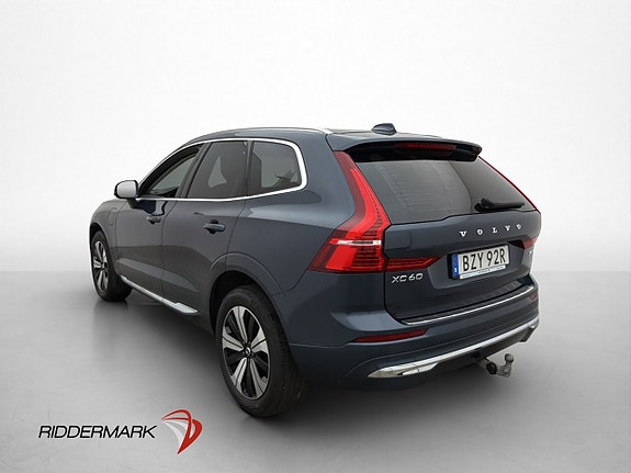 Volvo XC60 2 of 5