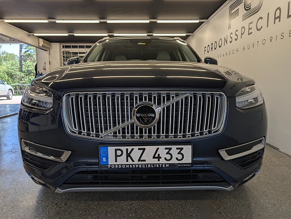 Volvo XC90 22 of 30