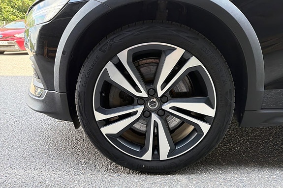 Volvo V60 Cross Country 17 of 21