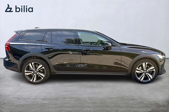 Volvo V60 Cross Country 18 of 21