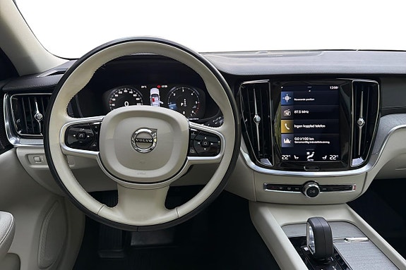 Volvo V60 Cross Country 11 of 21