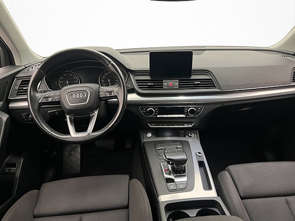 Audi Q5 12 of 30