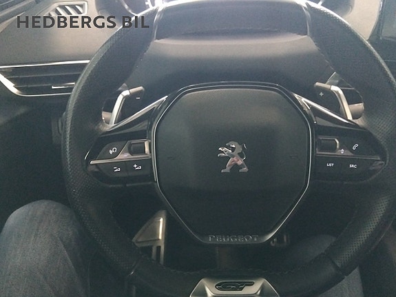 Peugeot 3008 11 of 17