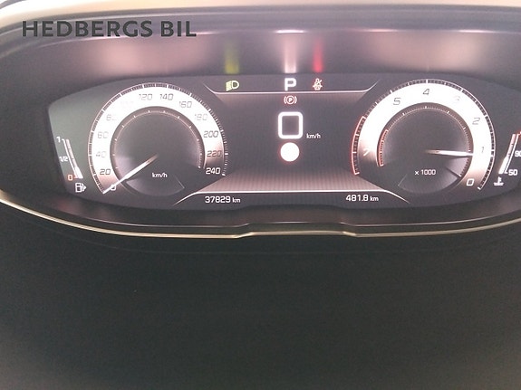 Peugeot 3008 10 of 17