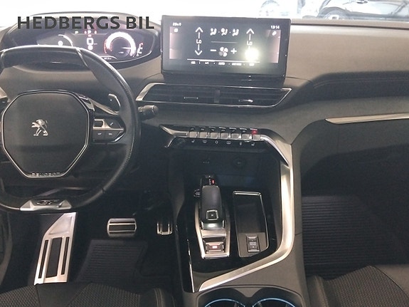Peugeot 3008 9 of 17