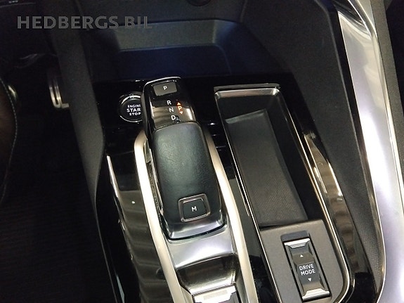 Peugeot 3008 16 of 17