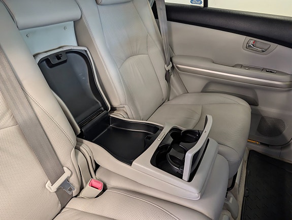 Lexus RX400h 6 of 30