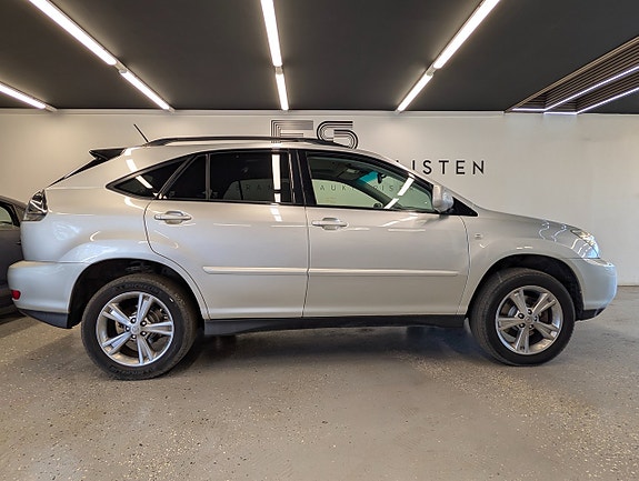 Lexus RX400h 2 of 30