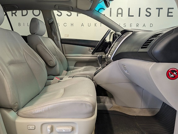 Lexus RX400h 7 of 30