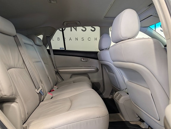 Lexus RX400h 5 of 30