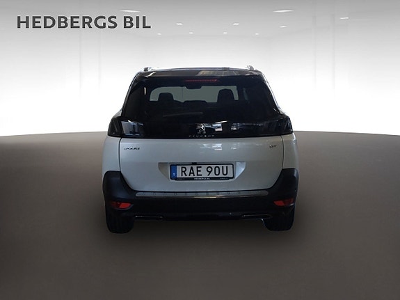 Peugeot 5008 4 of 5