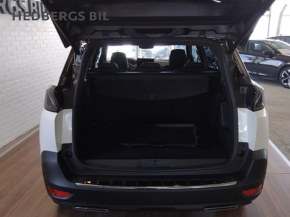 Peugeot 5008 6 of 17