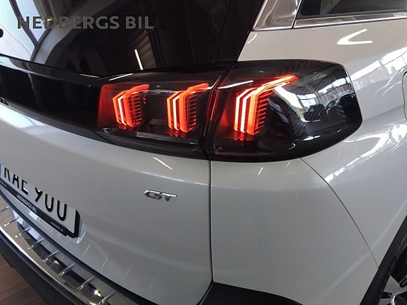 Peugeot 5008 14 of 17