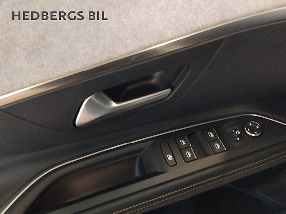 Peugeot 5008 15 of 17