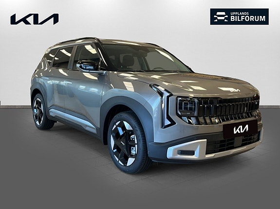 Kia Seltos 3 of 5