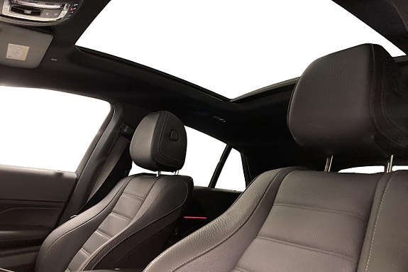 Mercedes-Benz GLE350 de 14 of 26