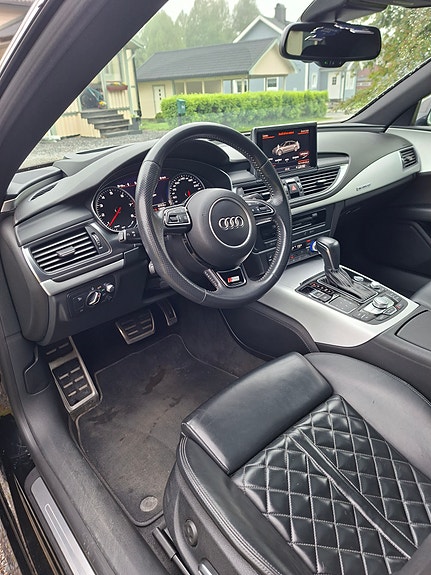 Audi A7 3 of 5