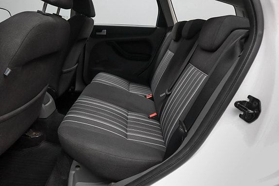 Ford Focus 4 of 5