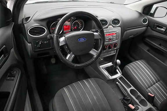 Ford Focus 3 of 5
