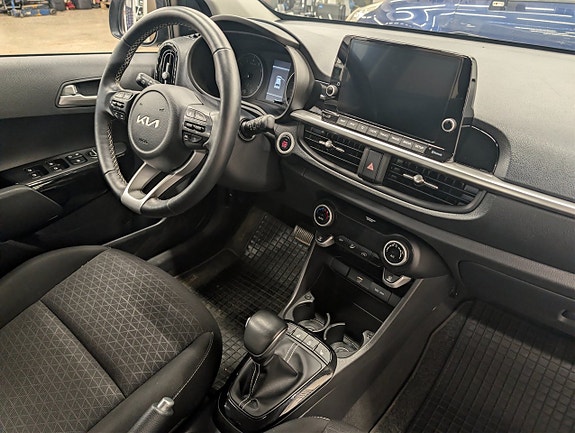 Kia Picanto 13 of 30