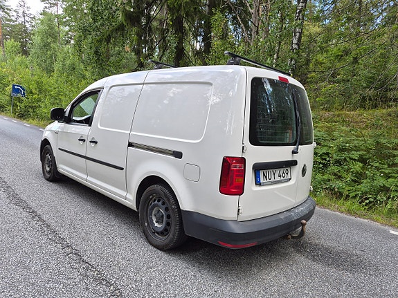 Volkswagen Caddy Maxi 16 of 28