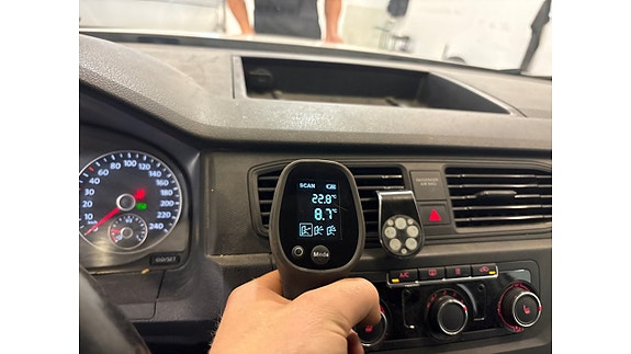 Volkswagen Caddy Maxi 13 of 28