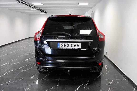Volvo XC60 6 of 16