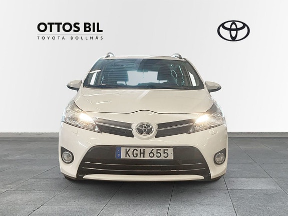 Toyota Verso 5 of 10