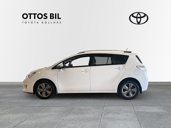 Toyota Verso 3 of 10