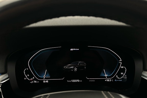 BMW 530e 7 of 28